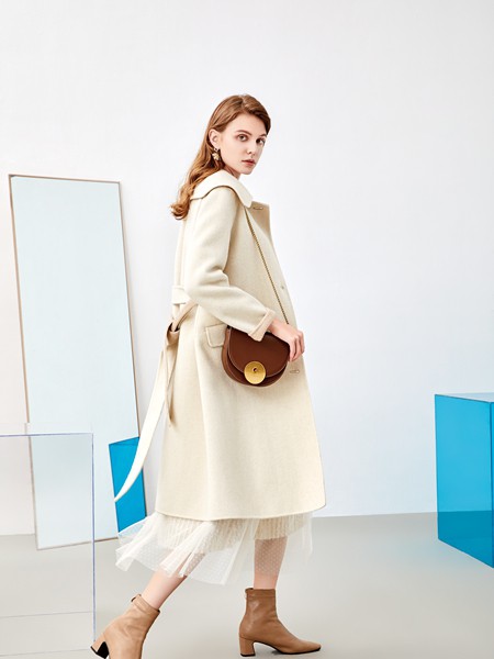 简约风情2020秋冬装女装