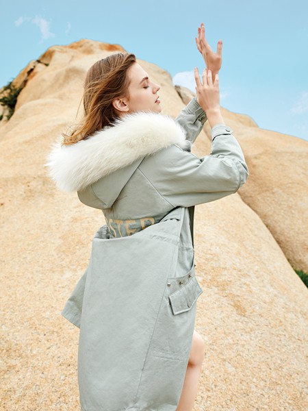 简约风情2020秋冬装女装