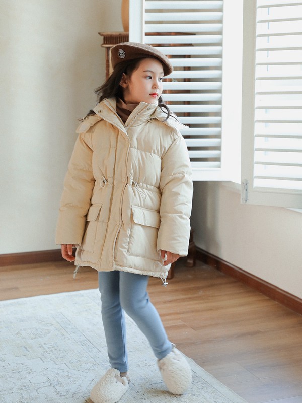 小嗨皮2020秋冬季米色纯色羽绒服