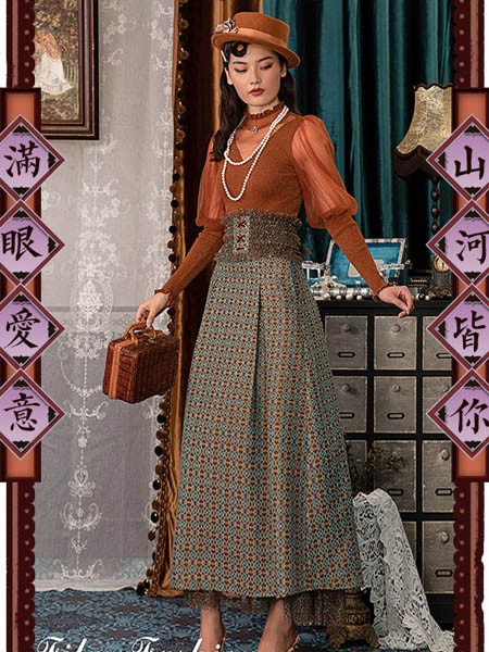 电影时装2020绿色印花套装