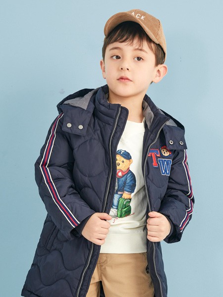 维尼熊2019秋冬装童装