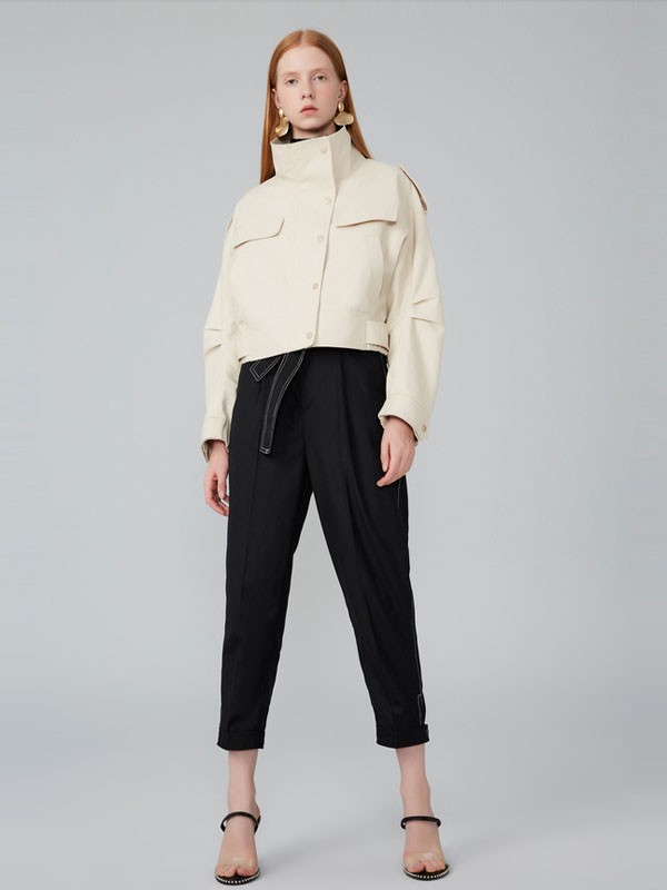 Z112020秋冬季米色纯色外套