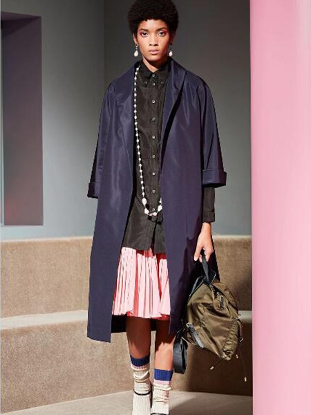 普拉达2020春夏装休闲装