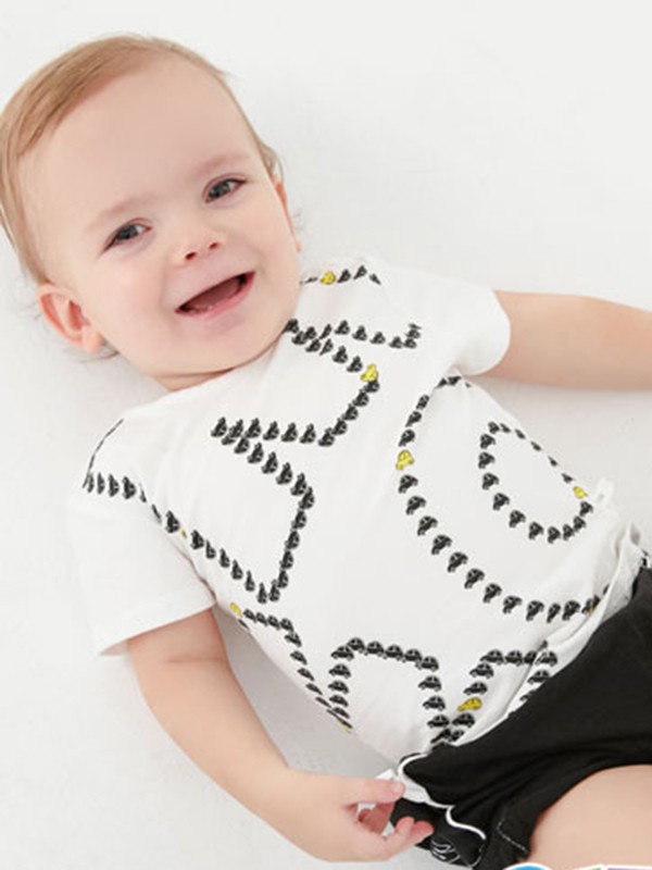 哇喔哇喔 童装