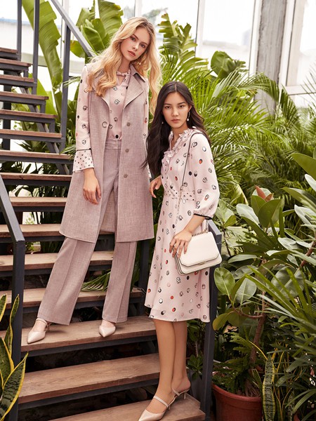 茜纳2020春夏装女装