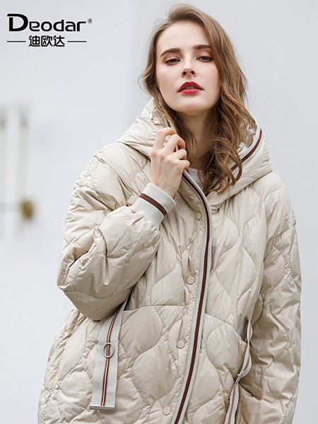迪欧达羽绒服