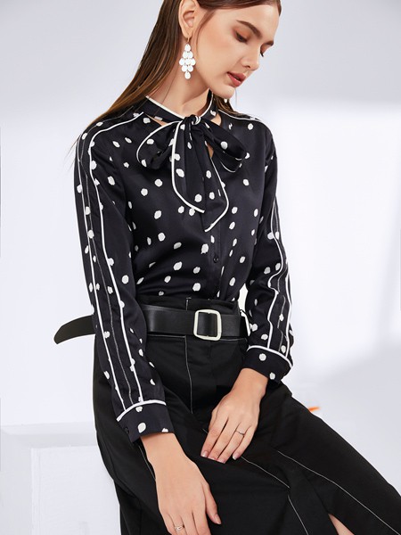 真斯贝尔2019秋冬装女装