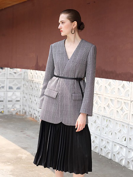 卡邦尼2020春夏装女装