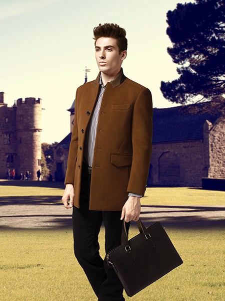 布鲁斯金熊男装