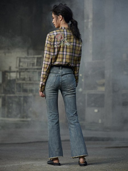 勾勒2020春夏装女装