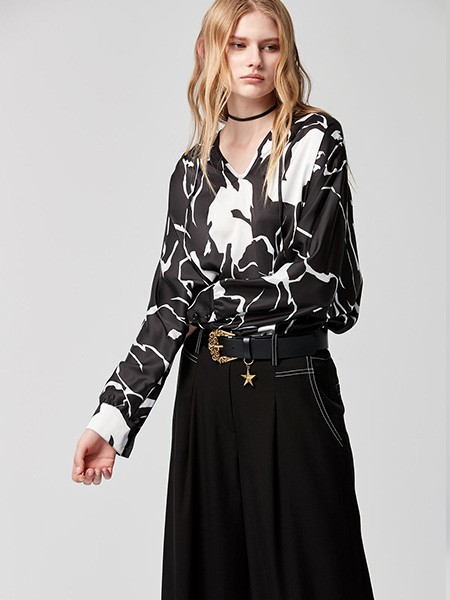 伊洛2020春夏装女装