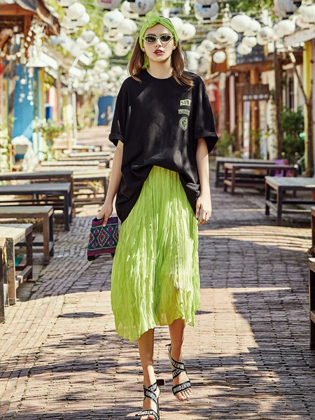 伊纳芙2020春夏装女装