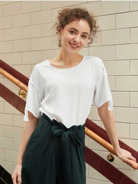 慕拉2020春夏装女装