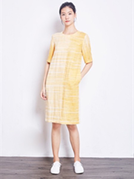 恋维斯2020春夏装女装