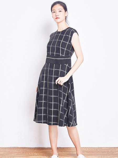 恋维斯2020春夏装女装