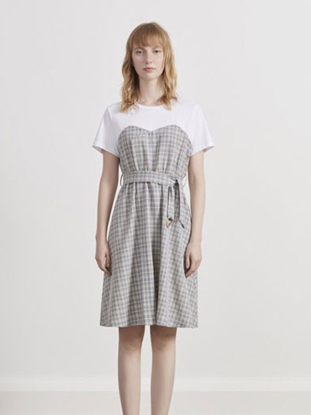 英吉兰依2020春夏装女装