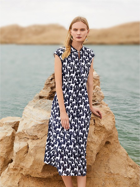 粉蓝2020春夏装女装