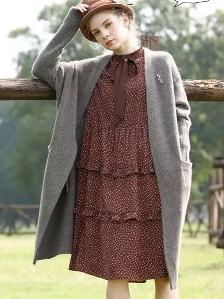 虫二2020春夏装女装