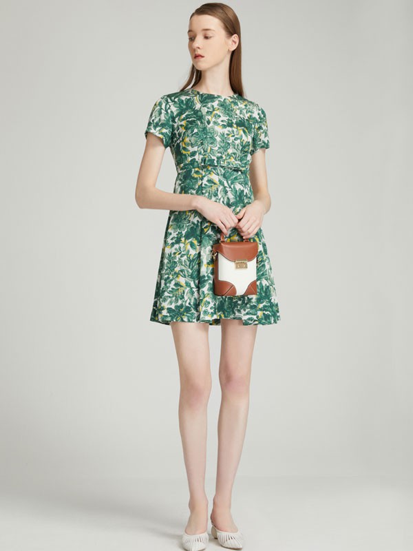 卡洛琳2020春夏装女装