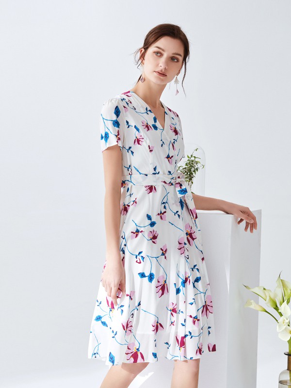 纬漫纪2020春夏装女装