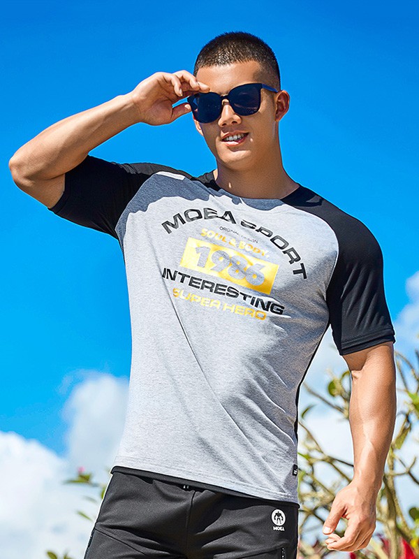 墨立方2020夏季灰色印花T恤