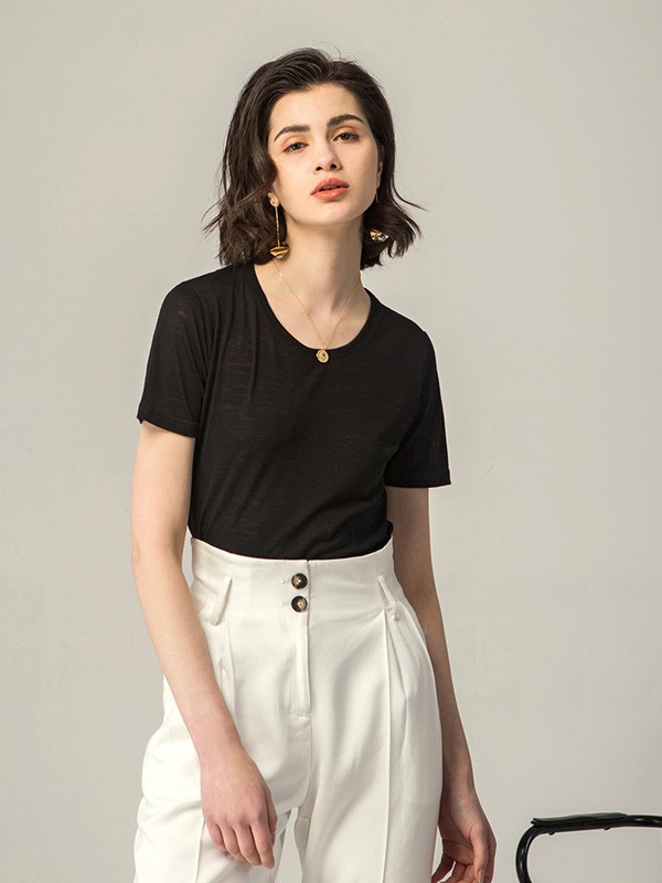 相对纶2020春夏季黑色纯色上衣