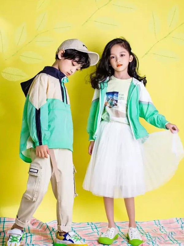 欧抱抱2020春夏季绿色拼接外套