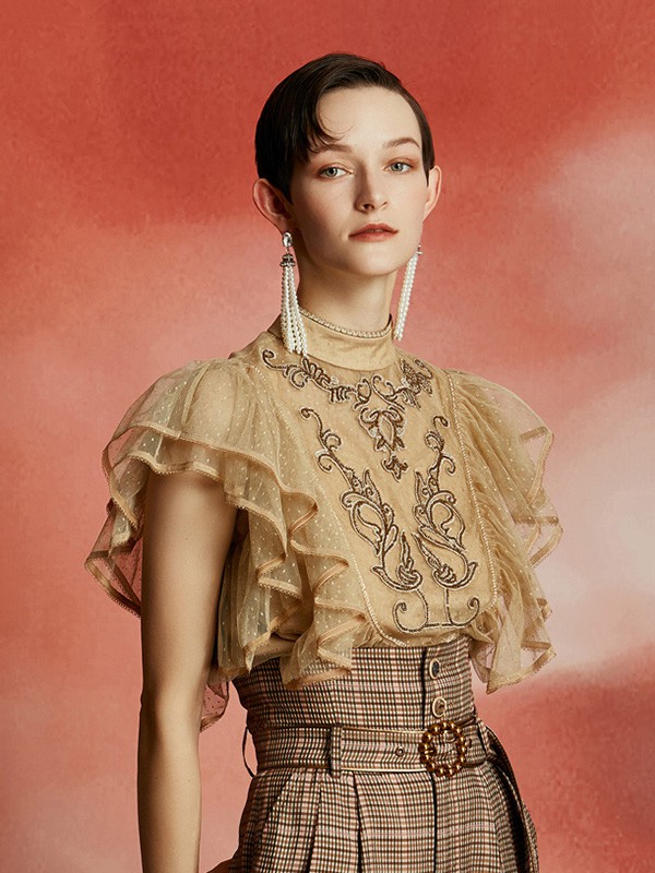 OceanFlame2020夏季卡其色木耳边上衣