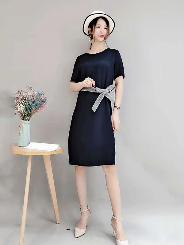 石库门2020夏季黑色纯色连衣裙