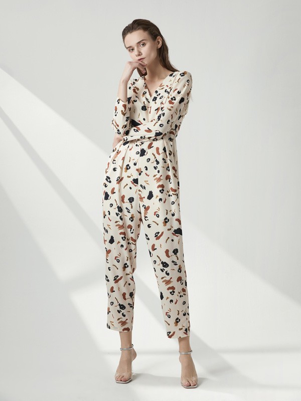 路卡西2020春夏季米色印花连体衣