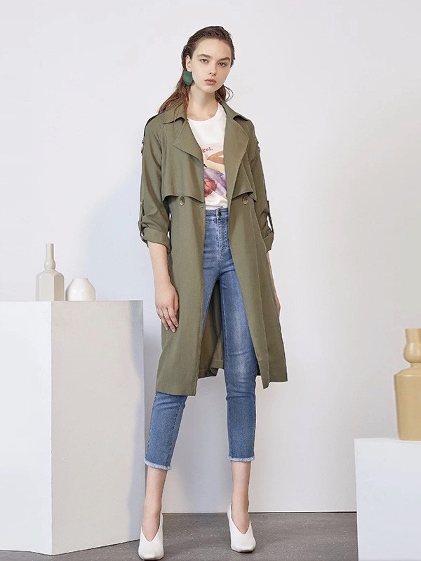 藏九2020秋季绿色纯色风衣