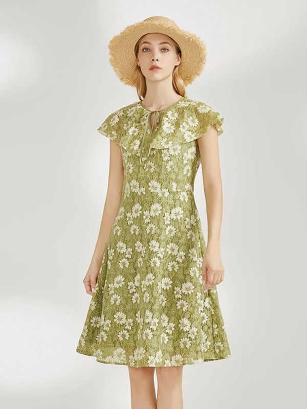 依目了然2020夏季绿色系带连衣裙
