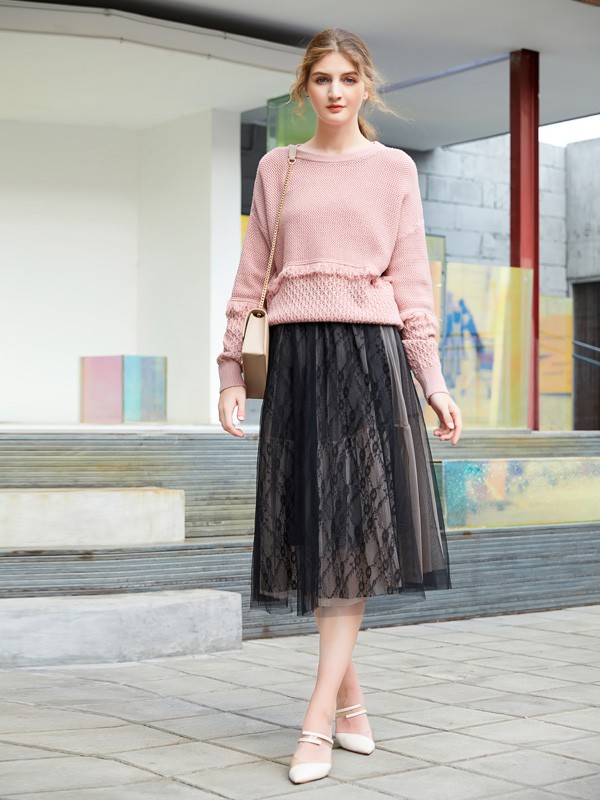 金蝶茜妮2020秋季粉色图案毛衣