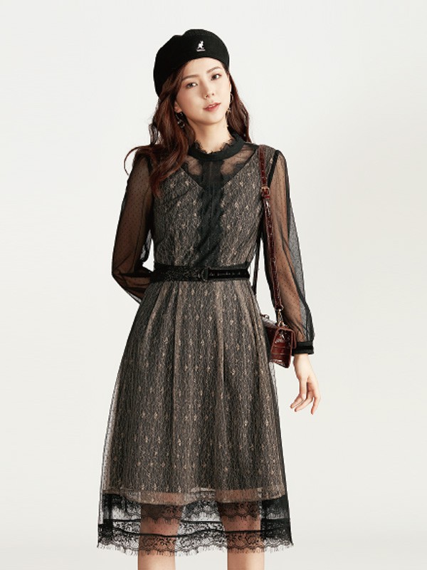 优美世界2020秋季黑色纱网连衣裙