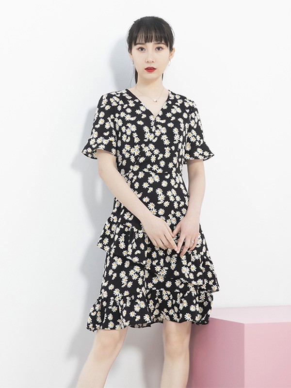 莱茨女装2020夏季黑色荷叶边连衣裙