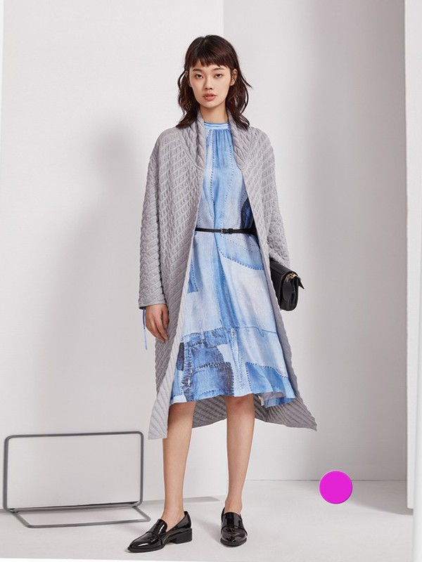 芮玛2020秋季蓝色印花连衣裙