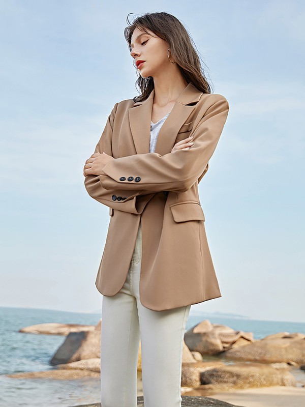 盛放2020秋季卡其色纯色外套