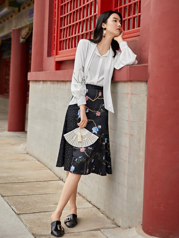 盛放2020秋季黑色印花半身裙