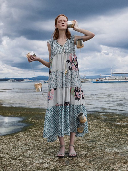 塔拉夏2020春夏季蓝色印花吊带裙