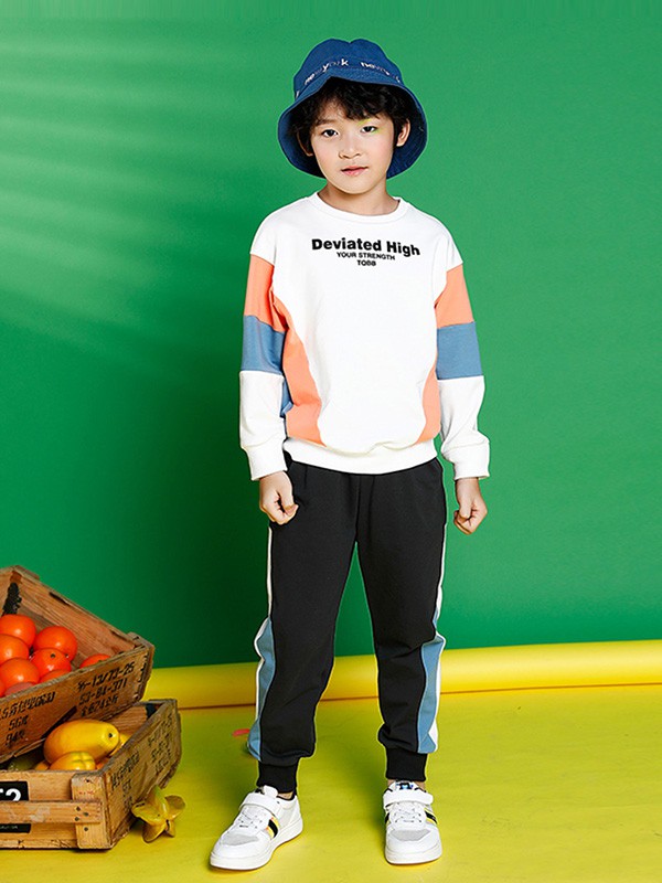 淘气贝贝2020春季白色撞色卫衣