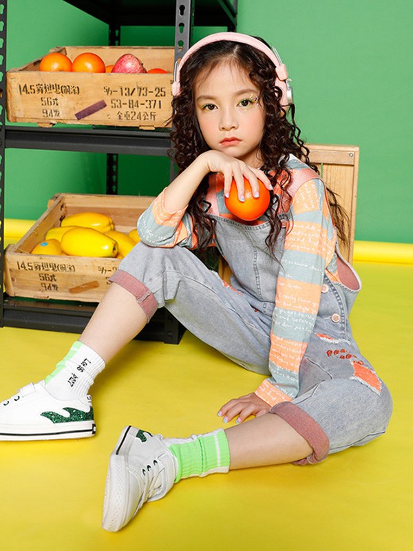 淘气贝贝2020春季拼色撞色上衣