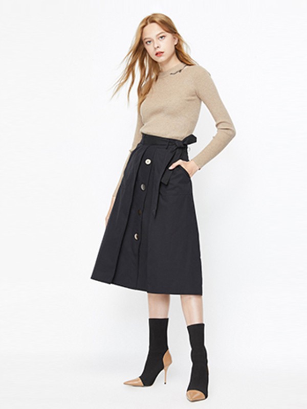 臻色调2020秋季黑色系带半身裙