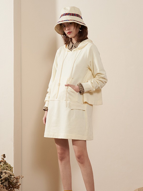 薇可蔻2020秋季白色长款卫衣