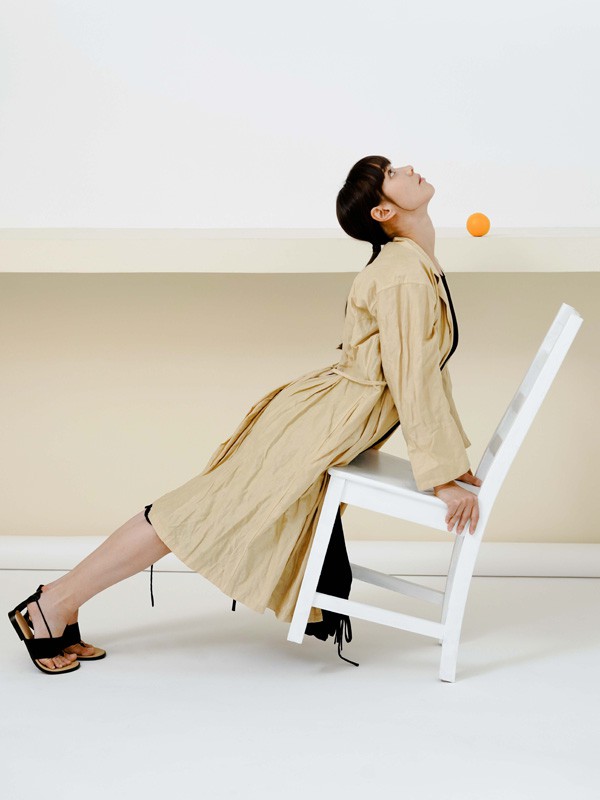 播2020春夏季卡其色纯色外套