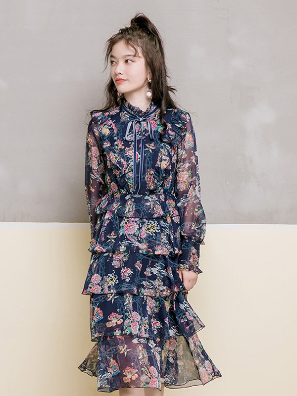 马克华菲女装2020秋季蓝色碎花连衣裙