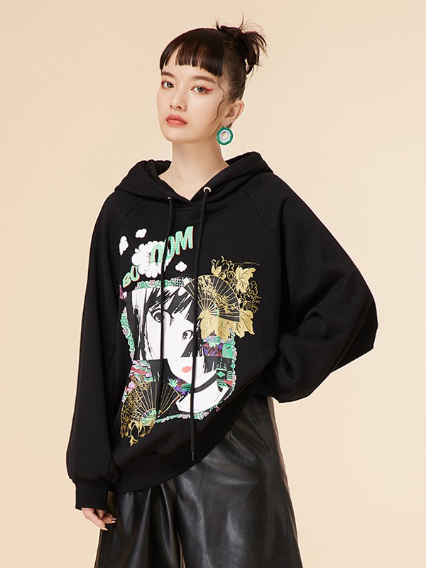 马克华菲女装2020秋季黑色印花卫衣