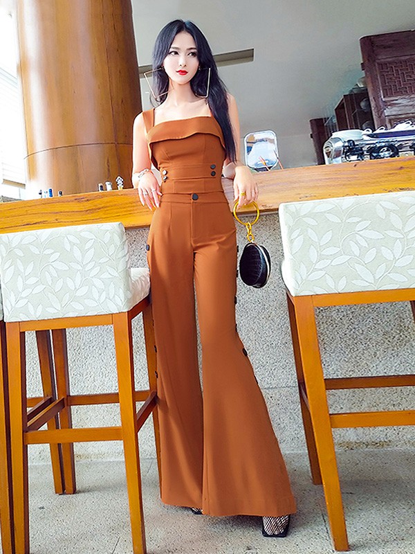 型色缤纷女装2020夏季卡其色修身连体裤