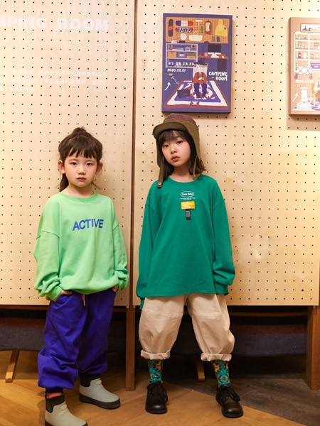 拉酷儿2020秋冬季绿色印花卫衣