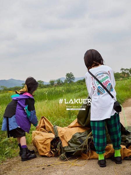 拉酷儿童装2020秋冬季白色印花T恤