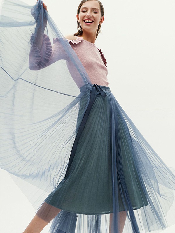 红贝缇2020秋季粉色木耳边上衣